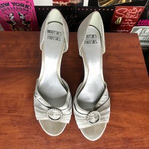 Mootsies Tootsies Peep Toe-Heels - Size 9.5